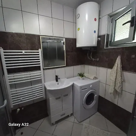 Kuca Za Odmor Lohovo Holiday home Bihac