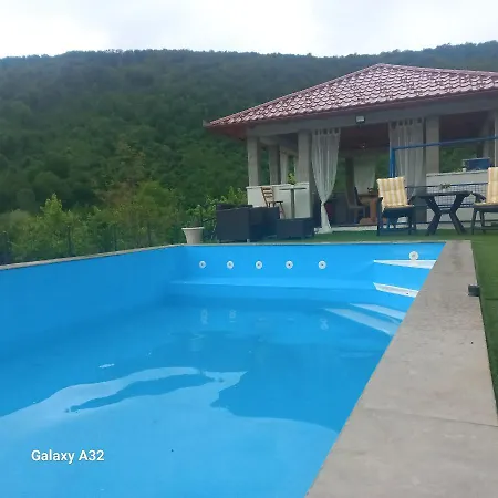 Holiday home Kuca Za Odmor Lohovo Bihac